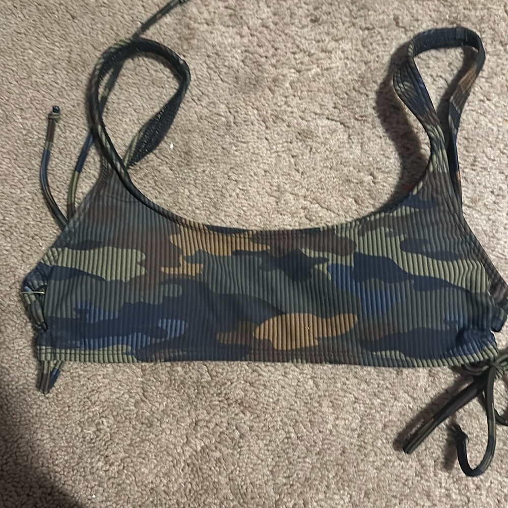 Bikini top
